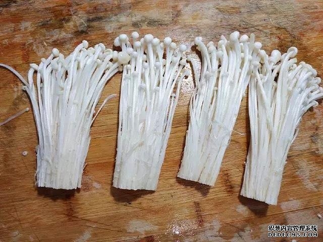 竟然被五塊錢的金針菇撩到了，怎么從來沒想到還能這樣做？
