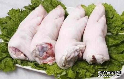 買豬蹄時，前腳和后腳口感差別大，方法教給你，可別買錯了