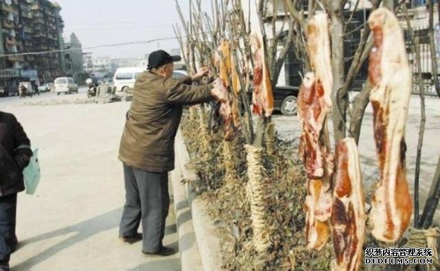 腌制臘肉除了放鹽，還要多加“2種調(diào)料”，這樣做出的臘肉更入味