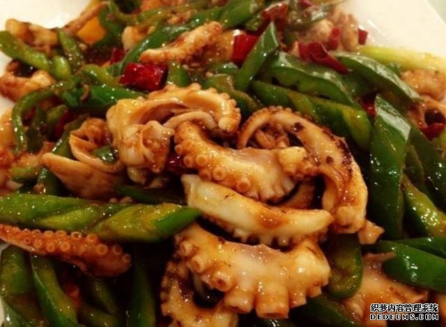 這種海鮮價格不貴，簡單炒一炒即可，味美多滋口感特棒