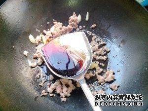 雜蔬肉末炒粉絲最好吃的做法，脆爽Q彈不粘鍋，色香味俱全