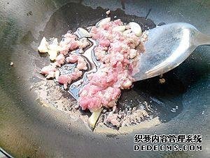 雜蔬肉末炒粉絲最好吃的做法，脆爽Q彈不粘鍋，色香味俱全