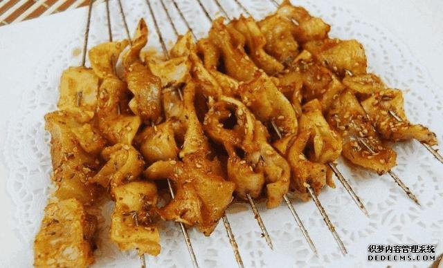 來東北不吃這7種燒烤，服務(wù)員都看不上你，東北人：懂行的這樣吃