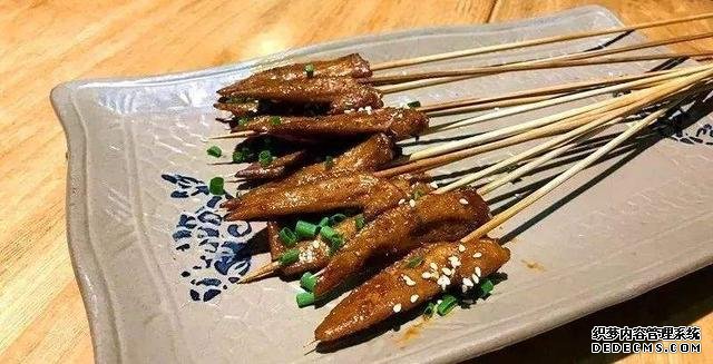 吃燒烤必點(diǎn)的5葷5素，包你不虧本，老板直呼：遇到“對(duì)手”了