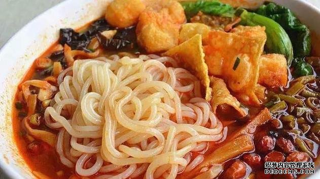 中國以“臭”為美的4種美食，臭豆腐上榜，吃過的都是“勇士”