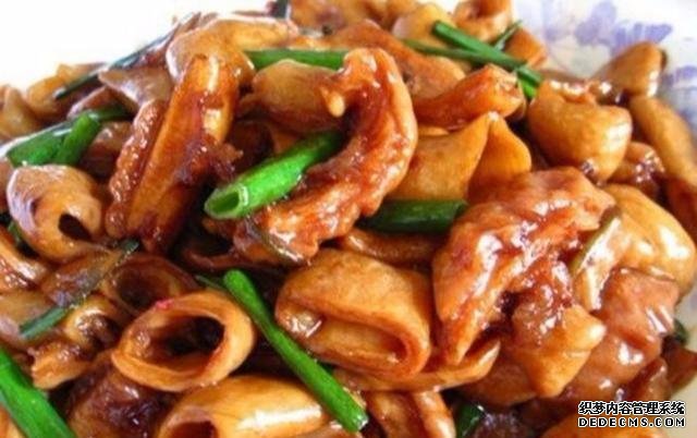 中國以“臭”為美的4種美食，臭豆腐上榜，吃過的都是“勇士”