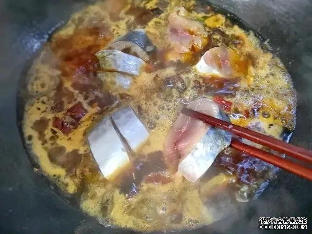 遇上這魚從不手軟，一買就是10斤，肉嫩刺少營養(yǎng)高，每次都吃不夠