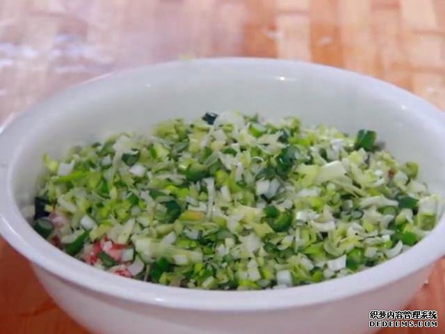 教你做個(gè)懶人小籠包，面都不用揉，個(gè)個(gè)皮薄餡大，一口咬下去爆汁