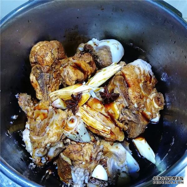 老公隔三差五就饞這菜，1斤才12元，比紅燒肉香多了，1周吃1次