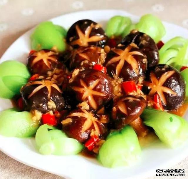 15道葷菜熱菜做法，10道涼菜下酒菜做法，簡單易做，待客備用