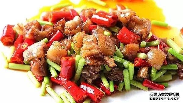 九道美味農(nóng)家菜，鮮香味足，下飯一流！