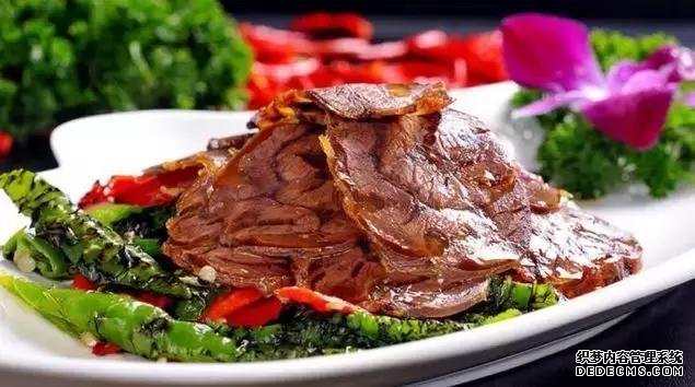 舌尖上的誘惑：燒椒拌牛肉、掛漿茄子、香芋丸，好味道在家做
