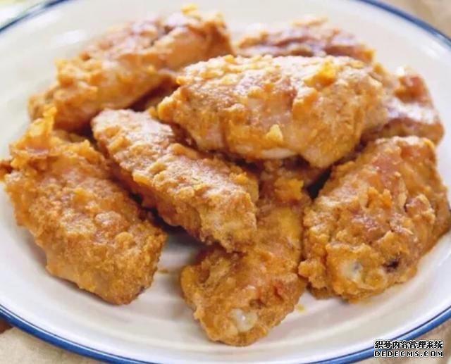 心情不好試試幾道家常下酒菜，做法簡(jiǎn)單，鮮香入味，喝兩杯解解悶