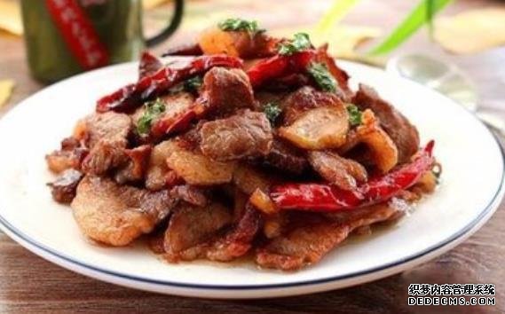 美食推薦：娃娃菜腐竹、咸蛋黃茶樹菇、薄荷羊肉、五香雞爪的做法
