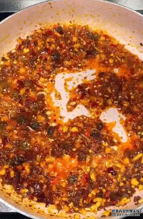 麻婆豆腐的家常做法，口感順滑，麻辣鮮香，這個(gè)竅門一定要記住