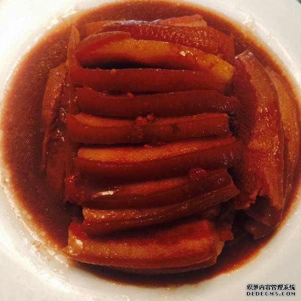 年夜飯推薦：腐乳扣肉，蔥油拌海帶，糖醋排骨的做法