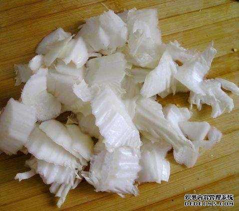 家庭版自制水煮肉，肉嫩軟滑，麻辣鮮香，每次做都不夠吃