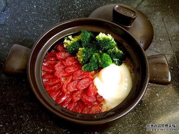 好吃的煲仔飯，有飯有菜，營養(yǎng)豐富，省時省力又省心
