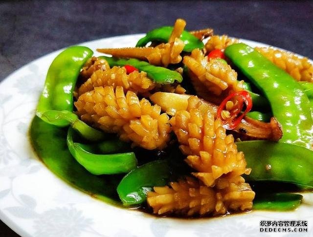 非常家常的美味小炒，制作簡(jiǎn)單營(yíng)養(yǎng)，學(xué)會(huì)了在家露一手