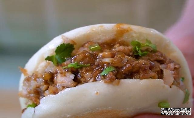 肉夾饃在家輕松做，饃香肉更香，一看就會(huì)，咋做都不廢！