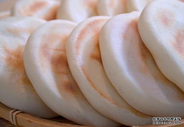肉夾饃在家輕松做，饃香肉更香，一看就會(huì)，咋做都不廢！