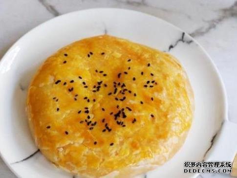 香蕉酸奶三明治、芝士紅薯餅、豆腐肉夾這幾道家常菜的做法