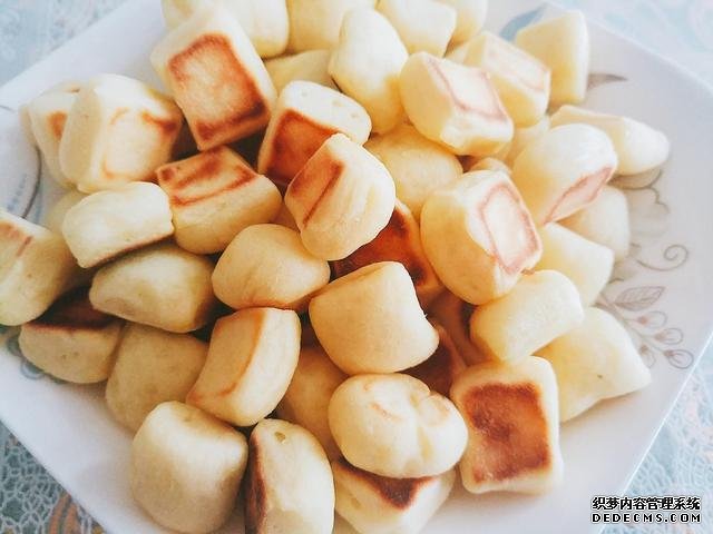 奶香山藥小饅頭，健脾養(yǎng)胃不上火