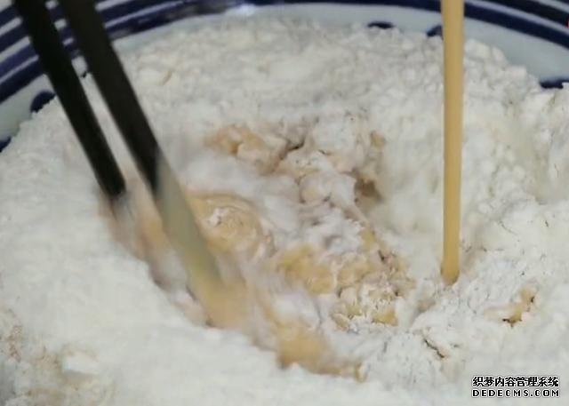 1個(gè)蘋(píng)果，3個(gè)雞蛋，教你一個(gè)想不到的做法，連吃10天都不會(huì)膩