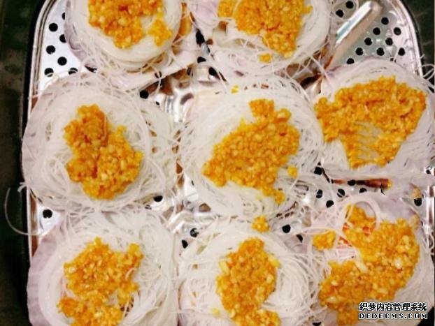十分鐘搞定蒜蓉粉絲扇貝，料足味鮮全家愛吃，比外面賣的好吃百倍