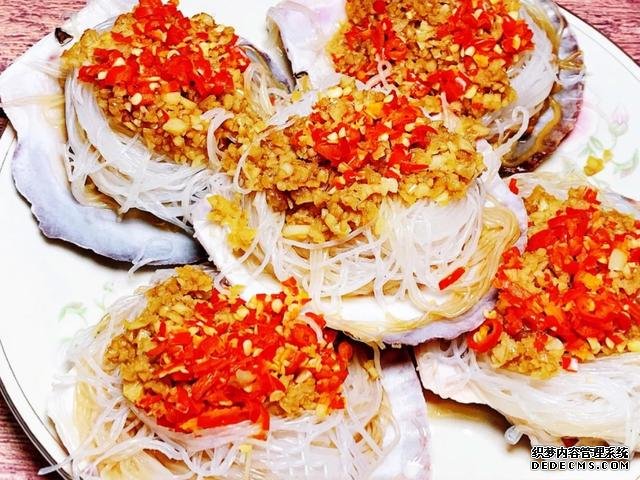 十分鐘搞定蒜蓉粉絲扇貝，料足味鮮全家愛吃，比外面賣的好吃百倍