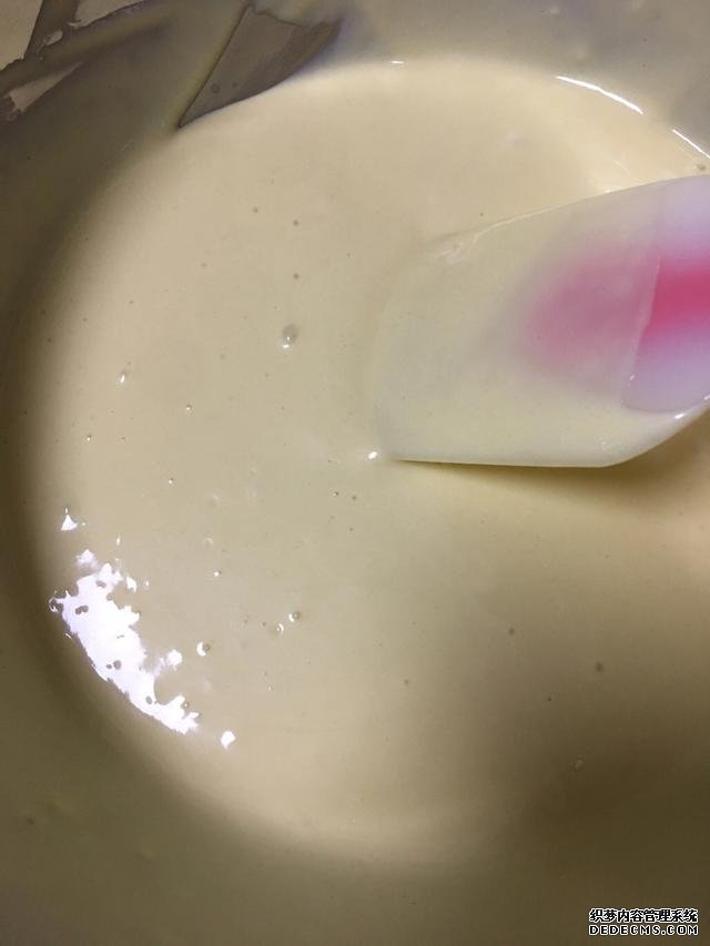 清爽的芒果千層蛋糕，吃了還想吃，再也不用買，一個(gè)平底鍋搞定。