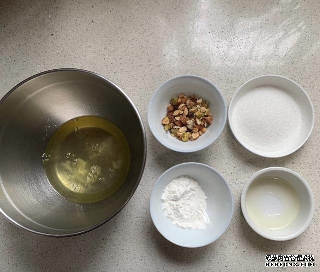 全蛋白舒芙蕾，低糖無油，超輕盈的口感，好吃到爆