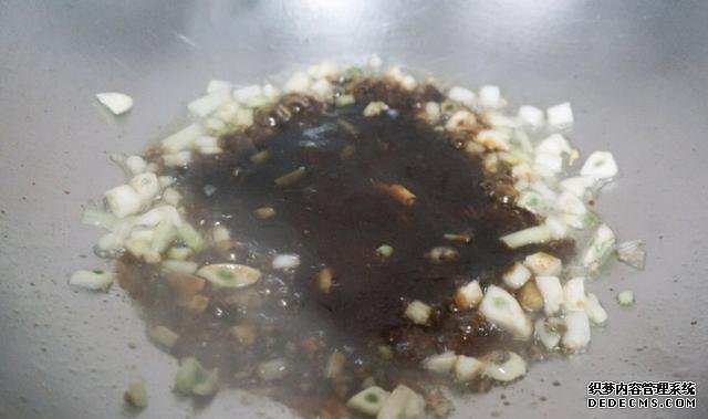 最正宗的蠔油生菜，快手簡單還減肥，2塊錢就能做一盤