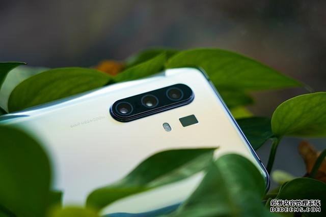雙模5G直降300元！4350mAh+AMOLED屏+8GB，網(wǎng)友：終于等到了