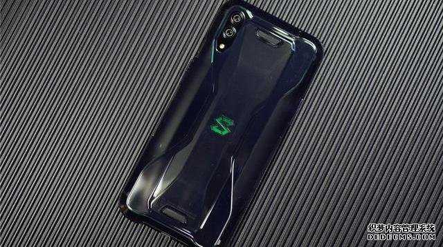 從3799跌至2699！液冷散熱+4000mAh+8GB+256GB，網(wǎng)友：終于等到了