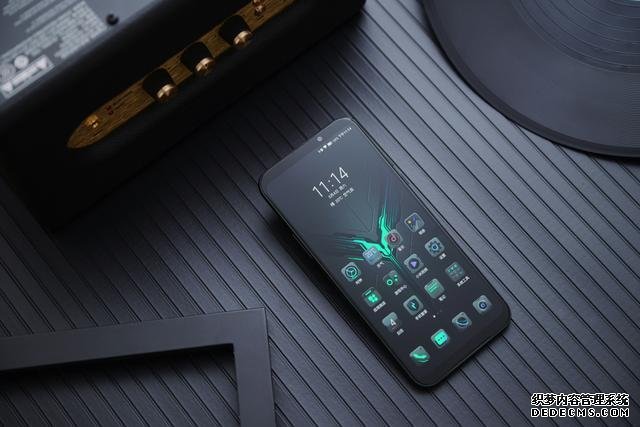 從3799跌至2699！液冷散熱+4000mAh+8GB+256GB，網(wǎng)友：終于等到了