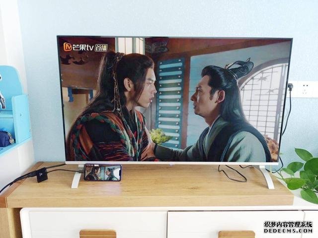 做個(gè)抬頭黨，畢亞茲Type-C轉(zhuǎn)HDMI、VGA轉(zhuǎn)換器給你大屏追劇體驗(yàn)