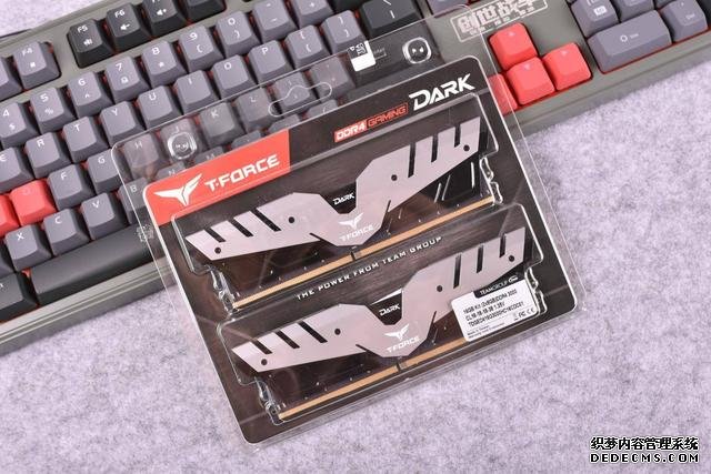 十銓火神32GB×2套裝內存評測，內容創(chuàng)作者福音，大容量才是王道
