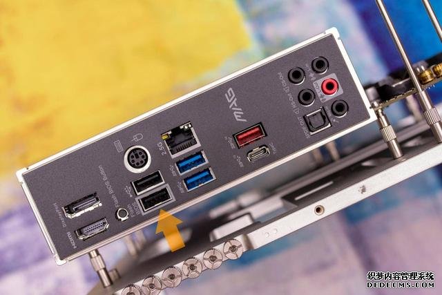 升級PCI-E 4.0，支持雙顯卡，微星B550M迫擊炮開箱