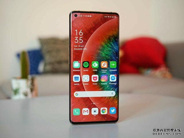 一個(gè)好消息，劉作虎緊急回歸OPPO，一個(gè)壞消息，一加手機(jī)依然小眾