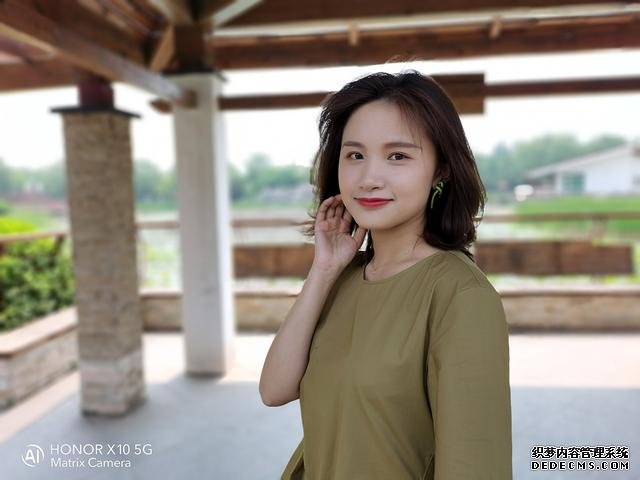 榮耀X10發(fā)力，不僅推出新配色，還有新價格