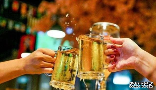 不能久放的4種酒，除了啤酒，這三種白酒也在內