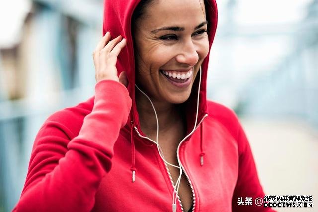 運動是如何改善情緒的？堅持健身真的可以讓你精神更健康，更快樂