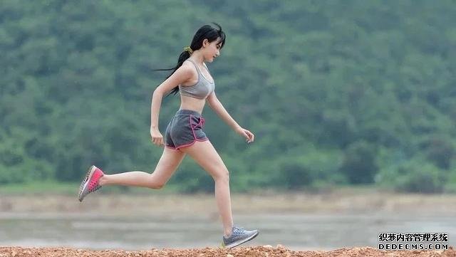 跑步時帶上正念，改善抑郁，增強自信，健身又健心