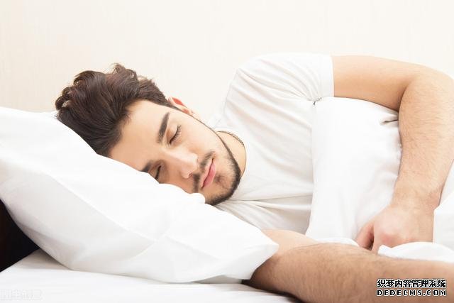 男人過了40歲，注意"3不要3堅持"，別給自己身體找麻煩