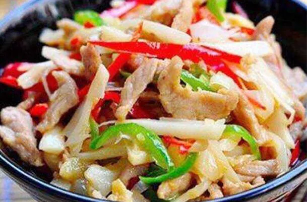 多給家人吃的營養(yǎng)菜，補鐵不貧血，增強抵抗不感冒，女性常吃排毒