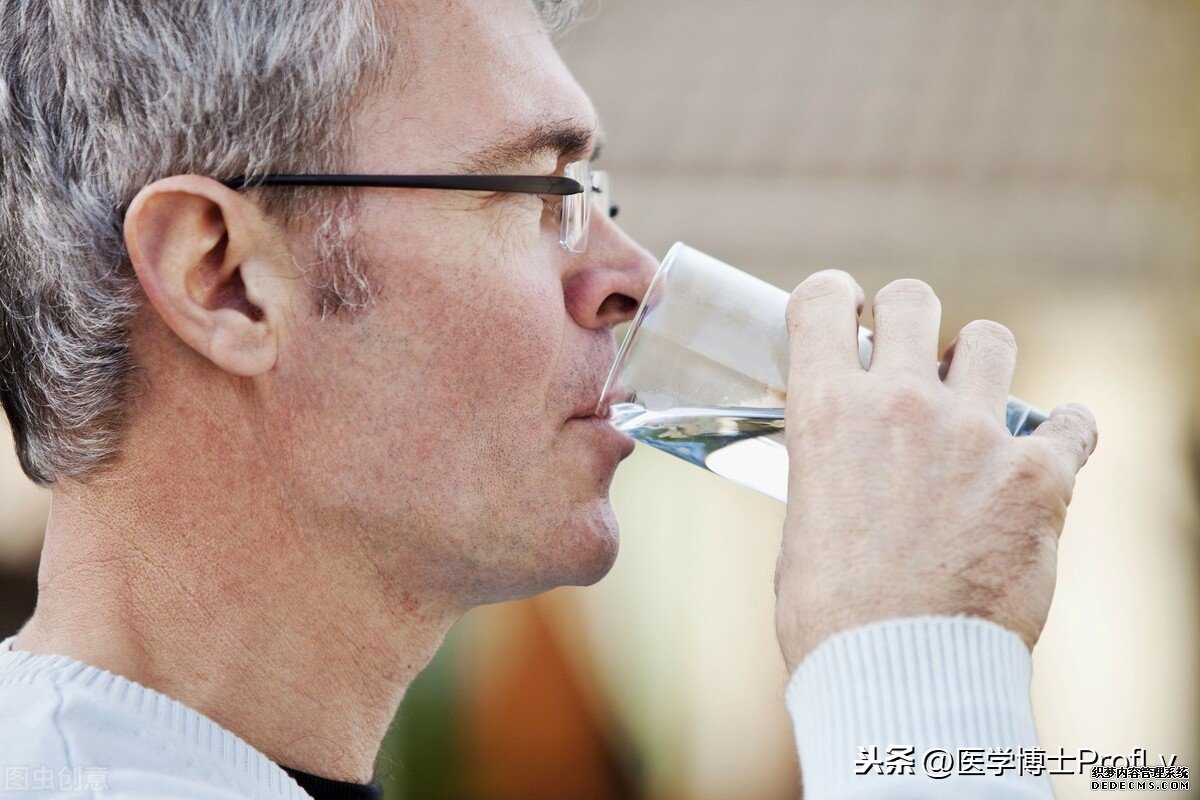 擁有長(zhǎng)壽體質(zhì)的男性，身體往往“2凈、2軟”，希望你也在其中